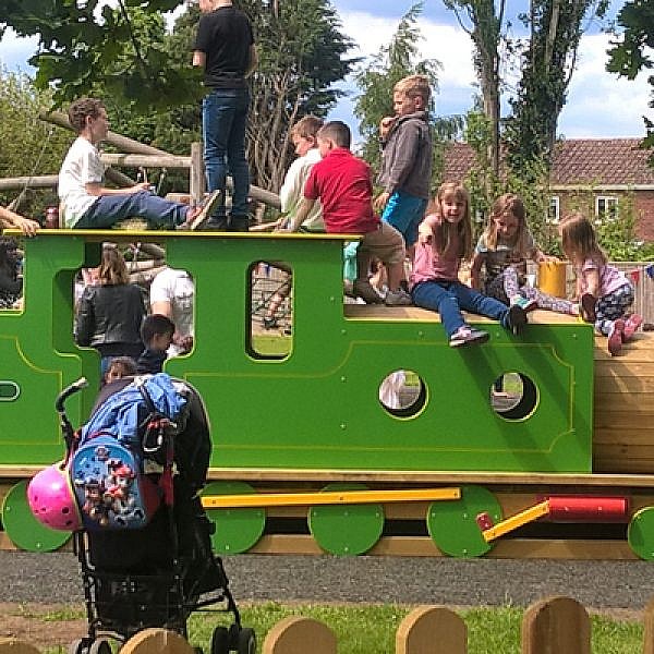 Trains, tenders and carriages