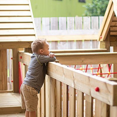 Kidzworld Adventureland, Little Boy on Bridge