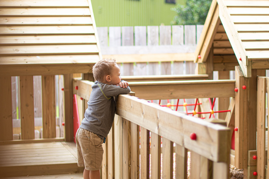 Kidzworld Adventureland, Little Boy on Bridge