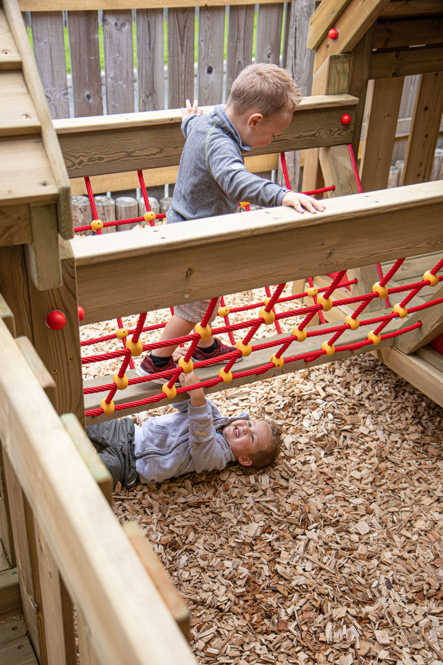 Kidzworld Adventureland Little Boy on V-Net Bridge